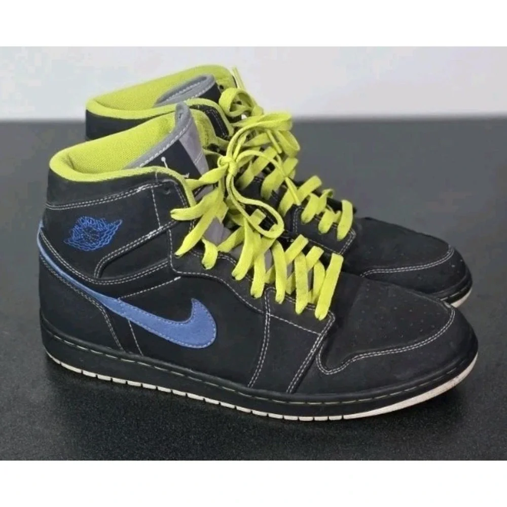 Air Jordan 1 Retro‎ High Top Black Cyber Men 12 Neon Navy Black Sneaker Shoe EUC